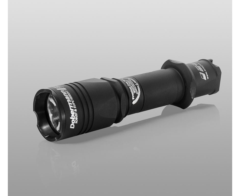 Armytek Dobermann Pro – Mit Akku