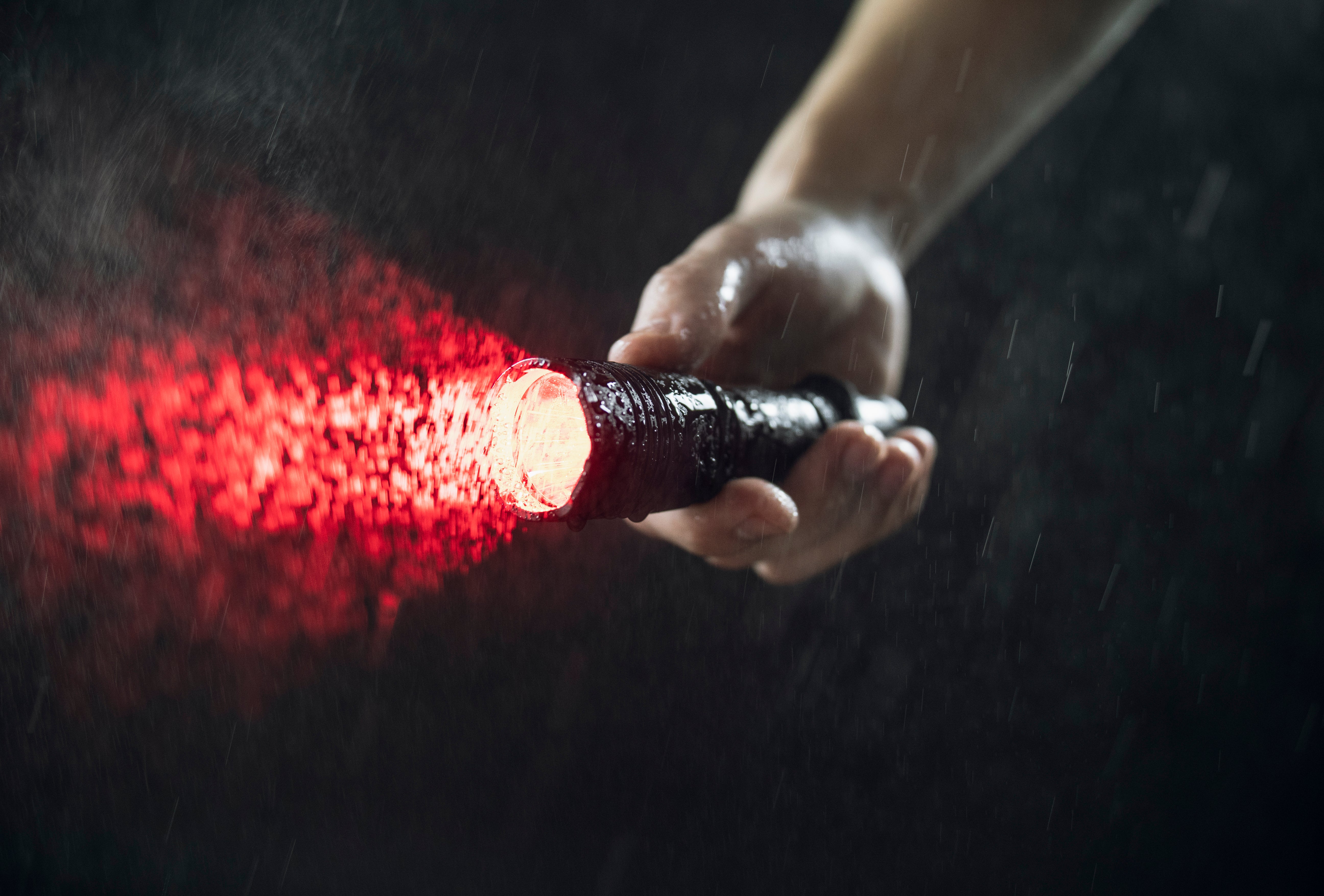 ARMYTEK Dobermann Red – Mit Akku