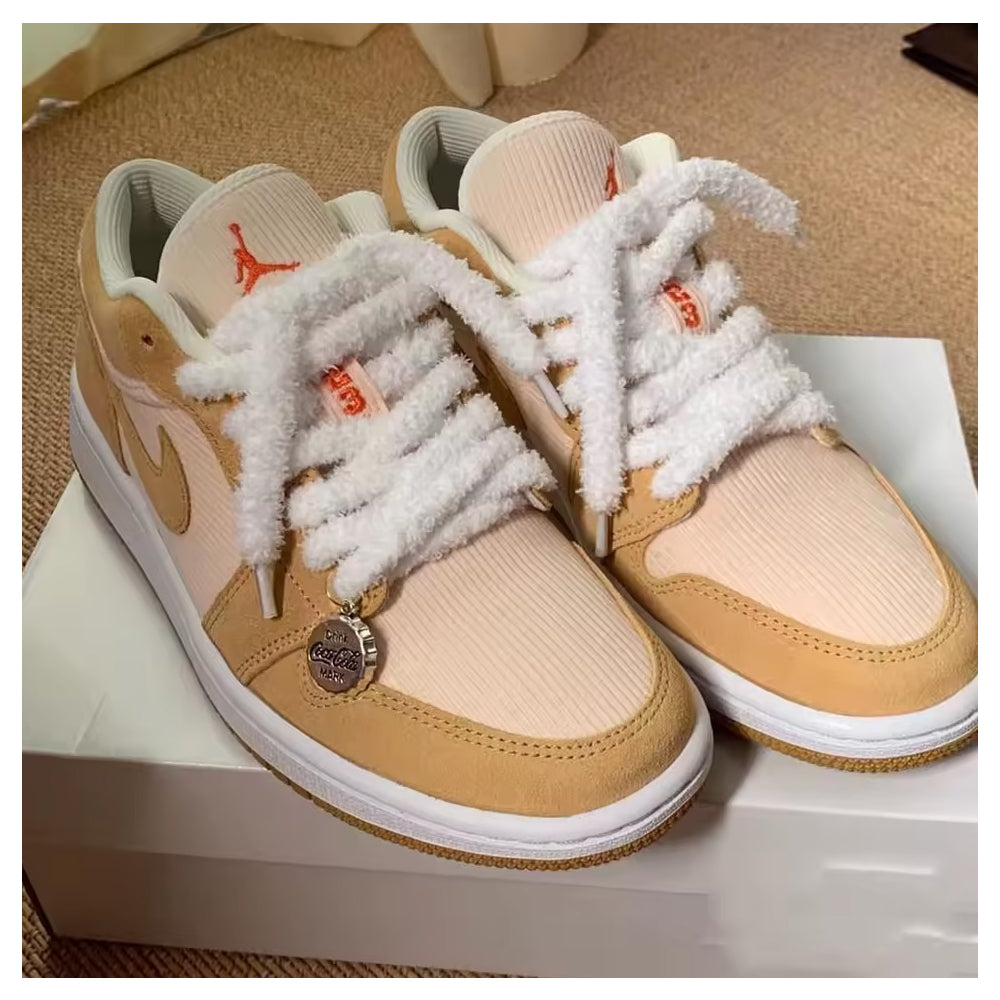 Fuzzy Laces, Plüsch-Schnürsenkel