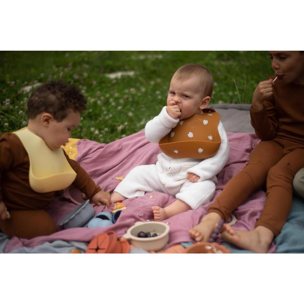 SOINA Musselin Multifunktionsdecke – Vielseitiger Begleiter in Old Pink